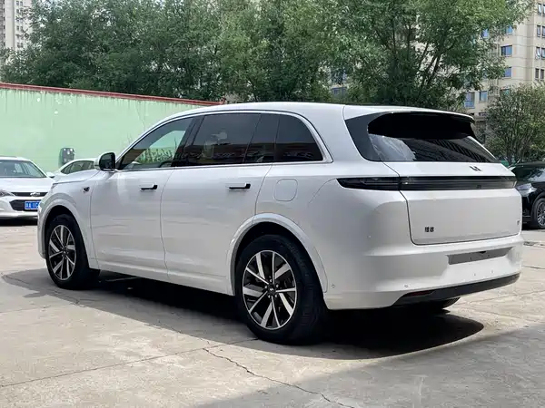 Li Auto L7 2023