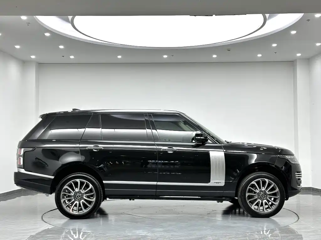 Land Rover Range Rover 2020 — фото 4