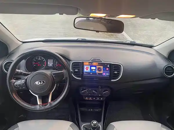 Kia Pegas 2017
