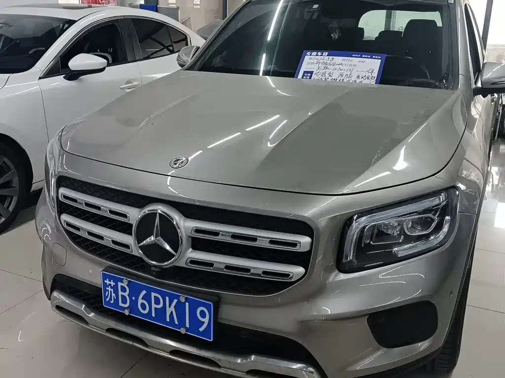 Mercedes-Benz GLB 2021 — фото 1