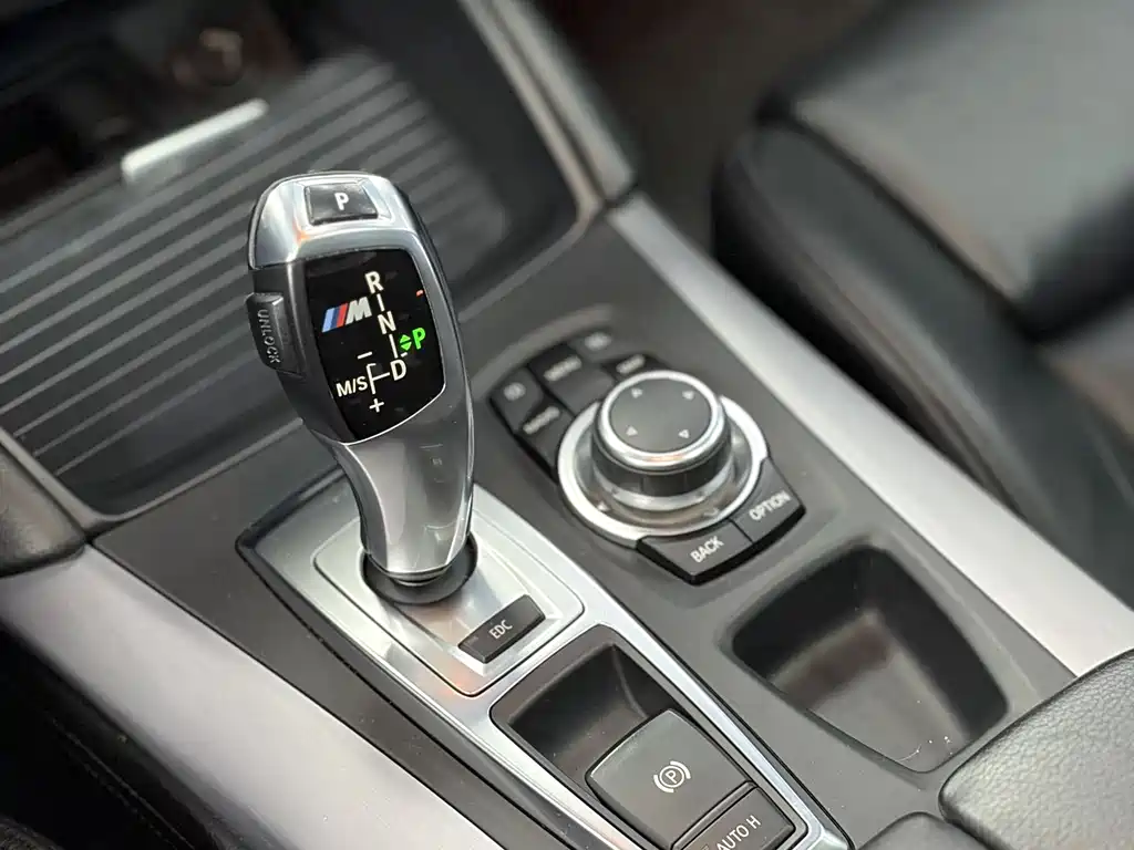 BMW X5 M 2012 — фото 14