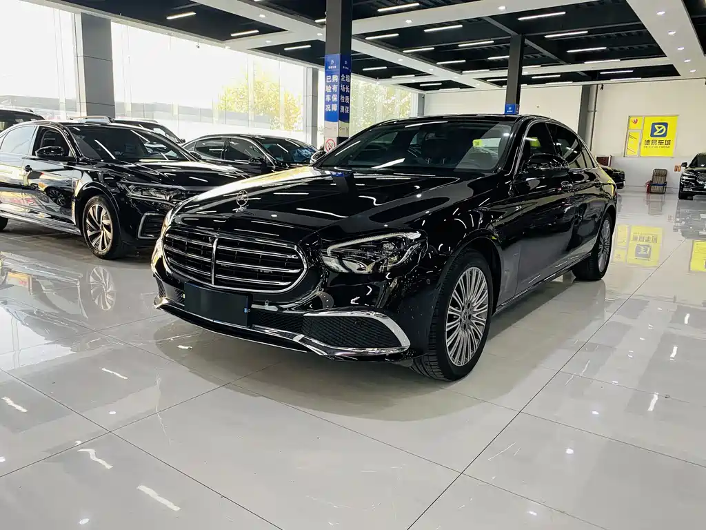 Mercedes-Benz E-Class 2022 — фото 1