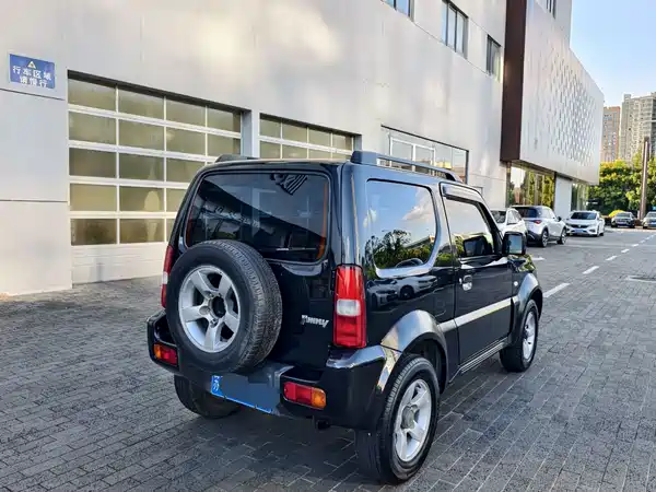 Suzuki Jimny 2013