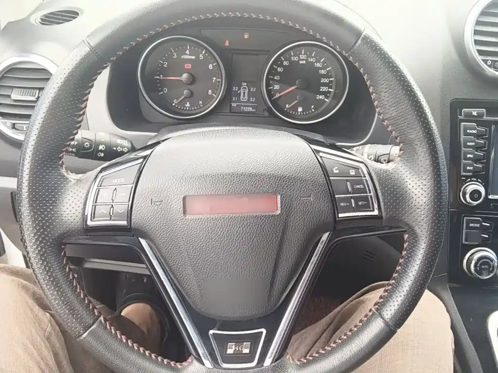 Haval H6 2015 — фото 11