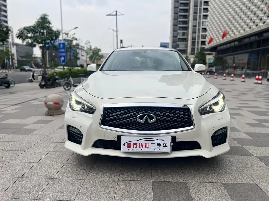 Infiniti Q50 2015 — фото 7