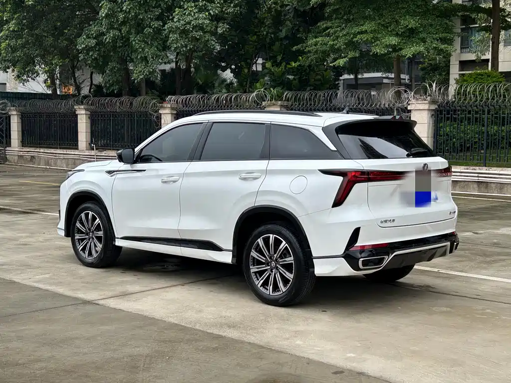 Changan CS75 PLUS 2025 — фото 3