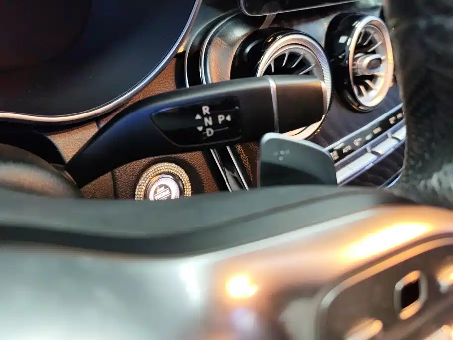 Mercedes-Benz C-Class 2019 — фото 16