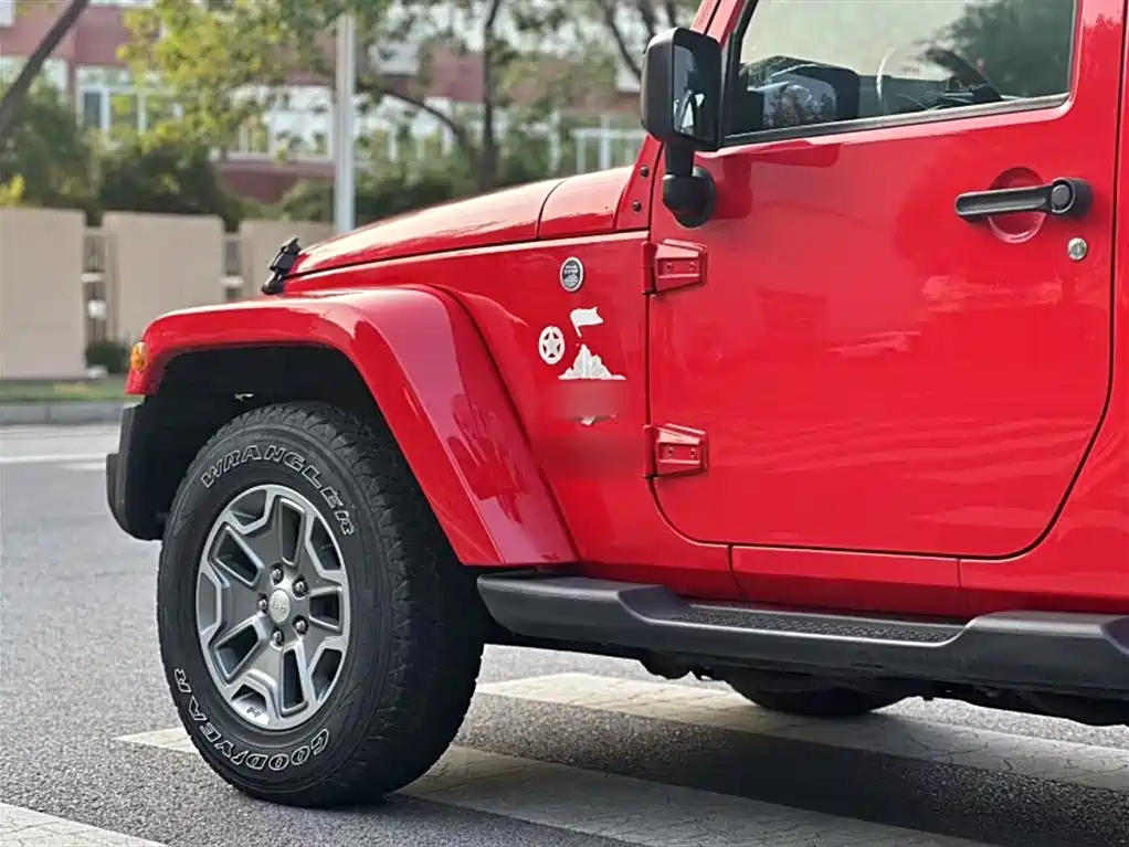 Jeep Wrangler 2017 — фото 14