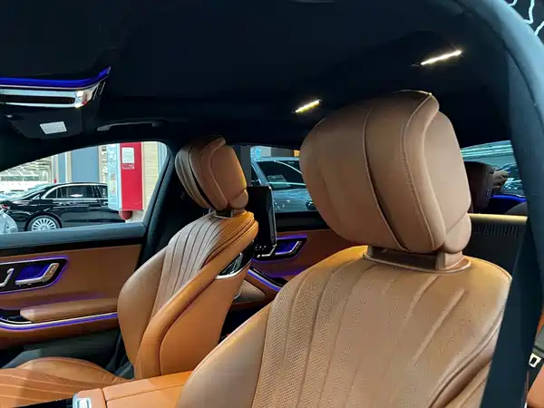 Mercedes-Benz S-Class 2021
