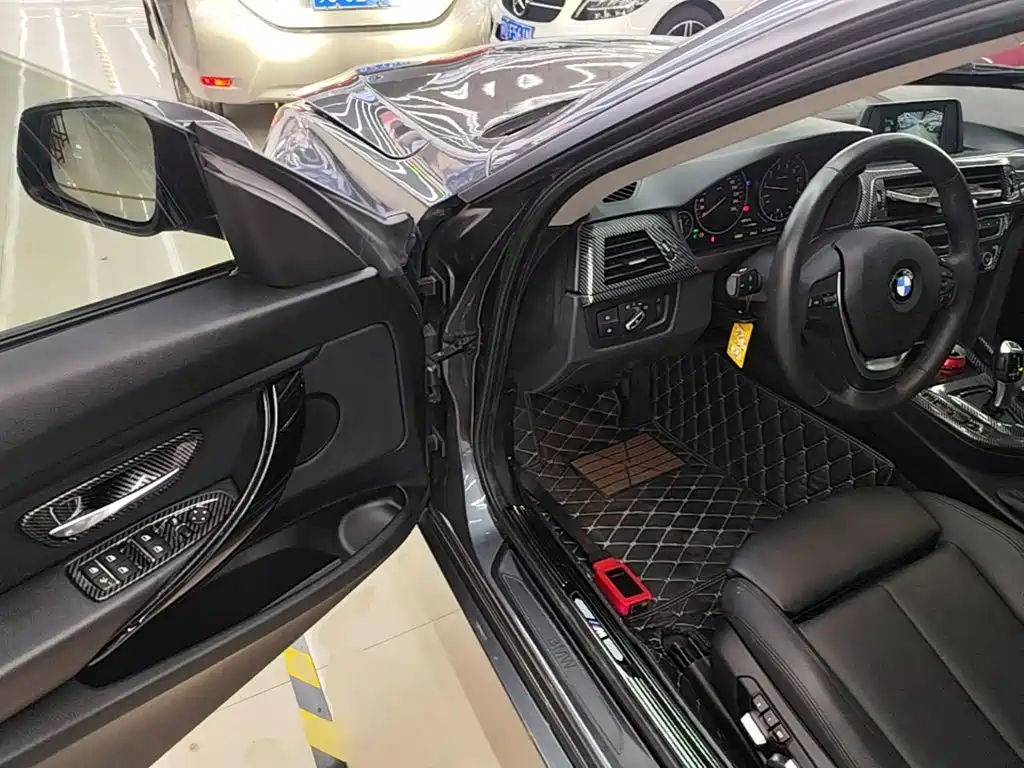 BMW 3 Series GT 2018 — фото 16