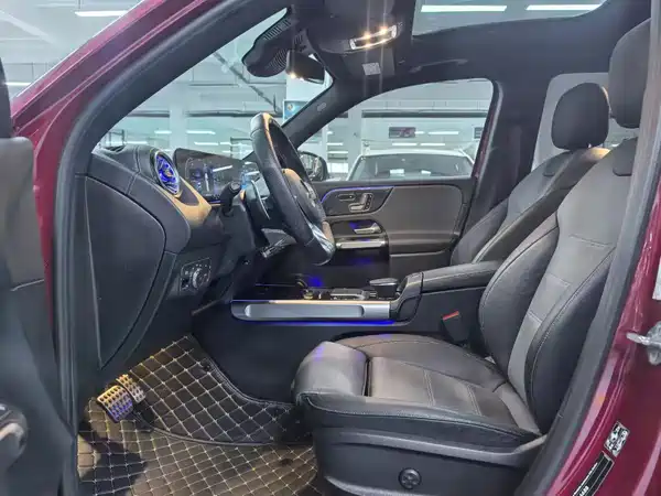 Mercedes-Benz GLB AMG 2021