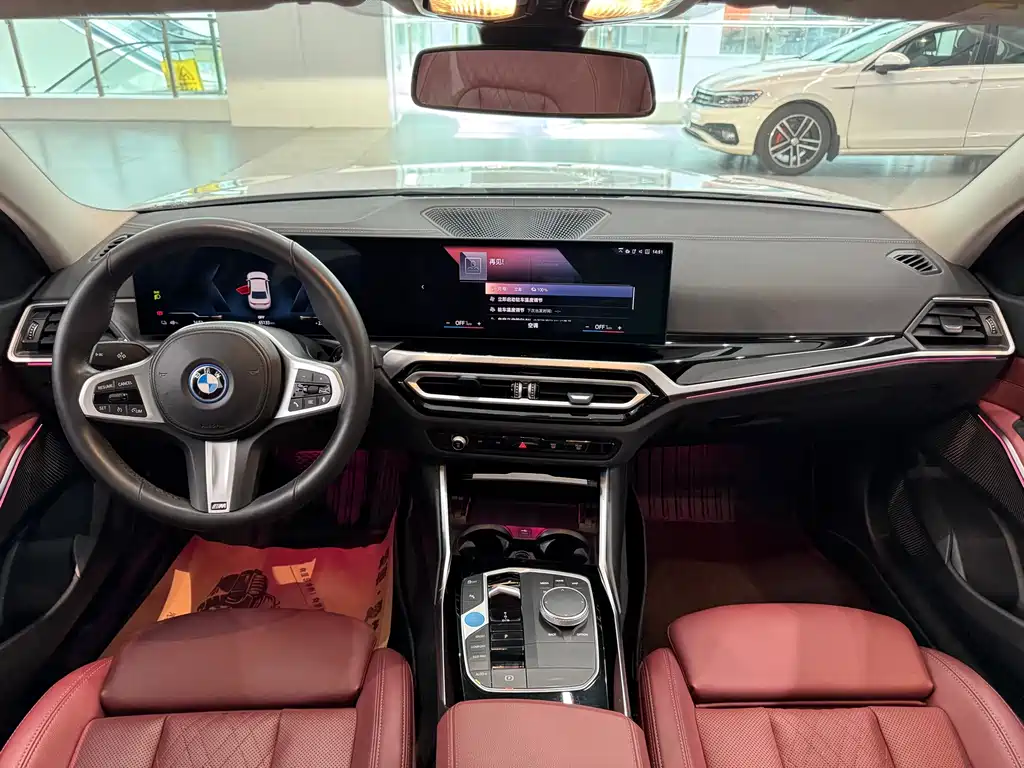 BMW i3 2023 — фото 9