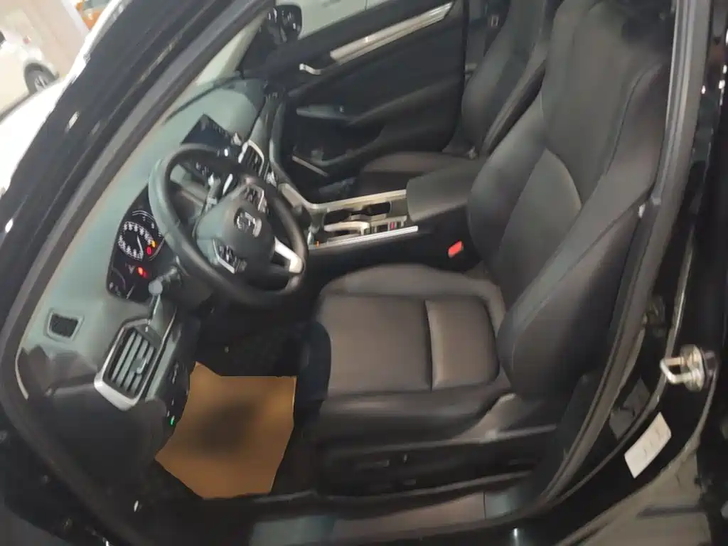 Honda Accord 2021 — фото 15
