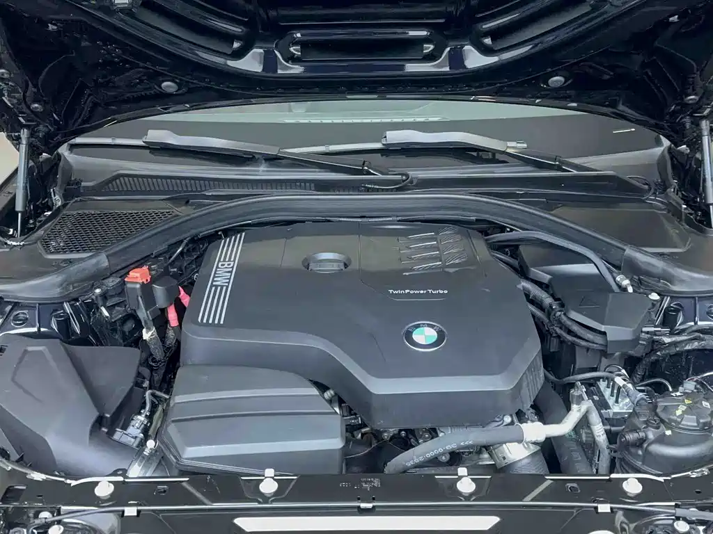 BMW 3 Series 2023 — фото 15