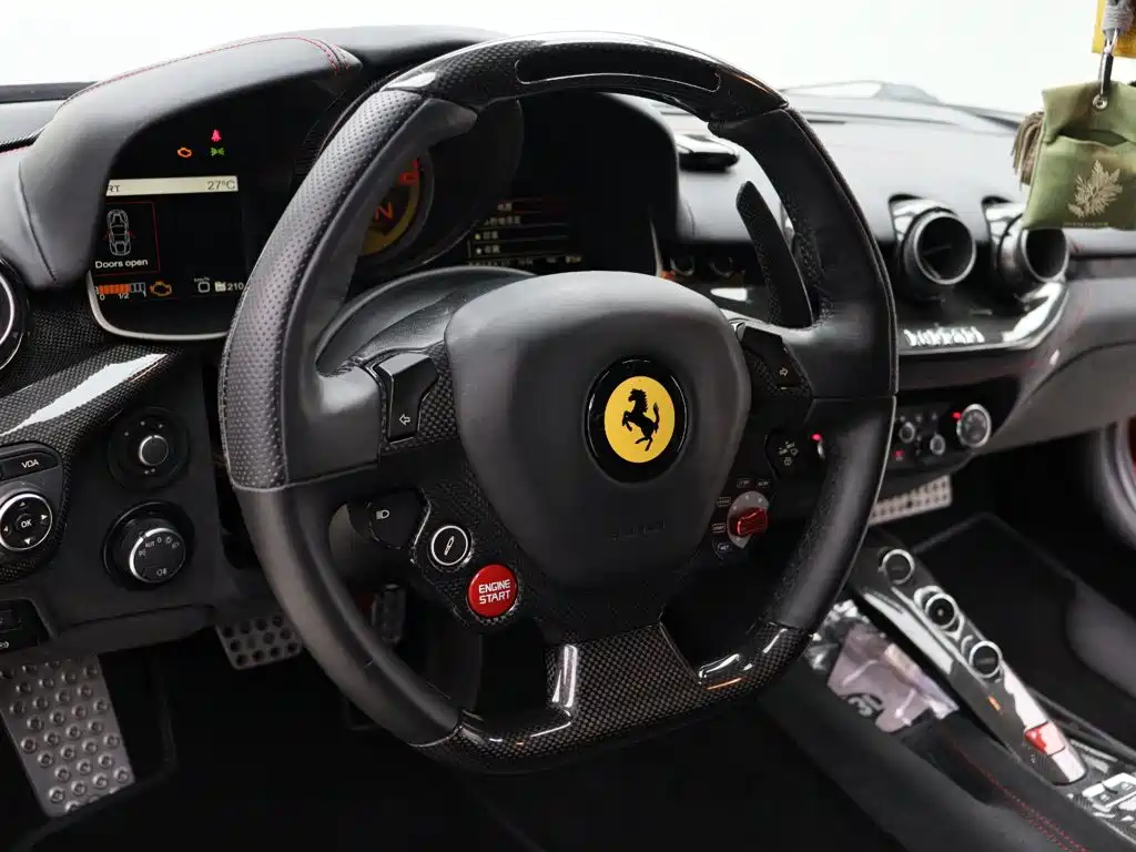 Ferrari F12berlinetta 2015 — фото 7