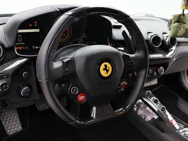 Ferrari F12berlinetta 2015