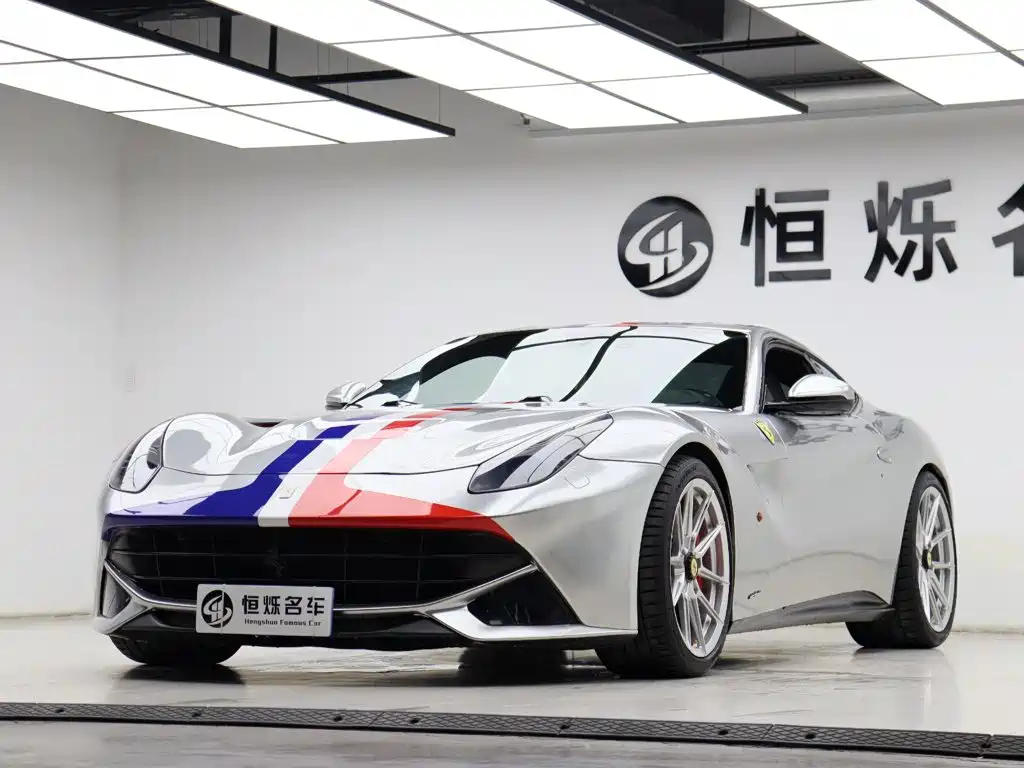Ferrari F12berlinetta 2015 — фото 23