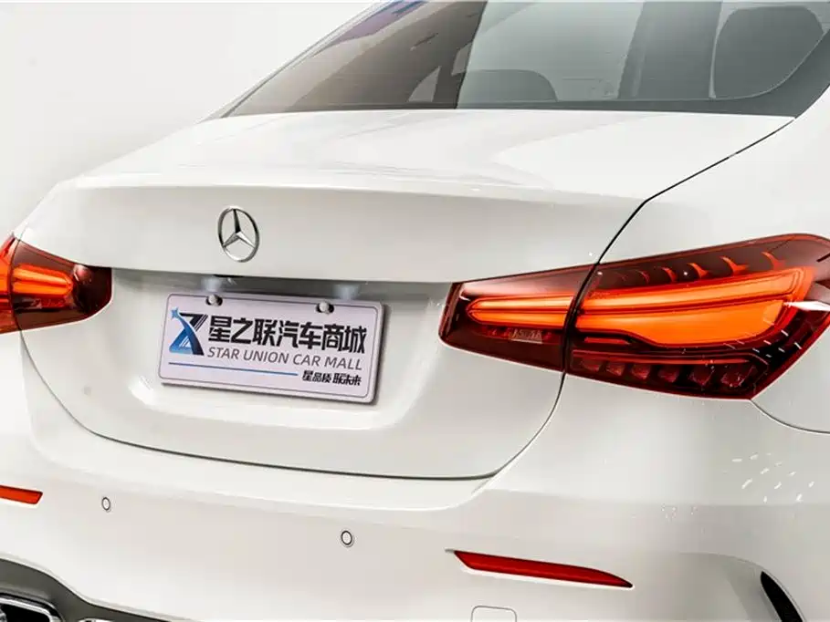 Mercedes-Benz A-Class 2024 — фото 8