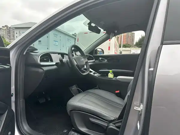 Geely Galaxy Starwish 2025