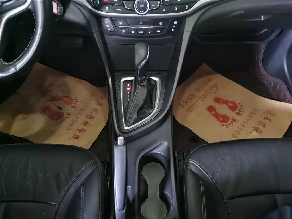 Buick Excelle 2019 — фото 10