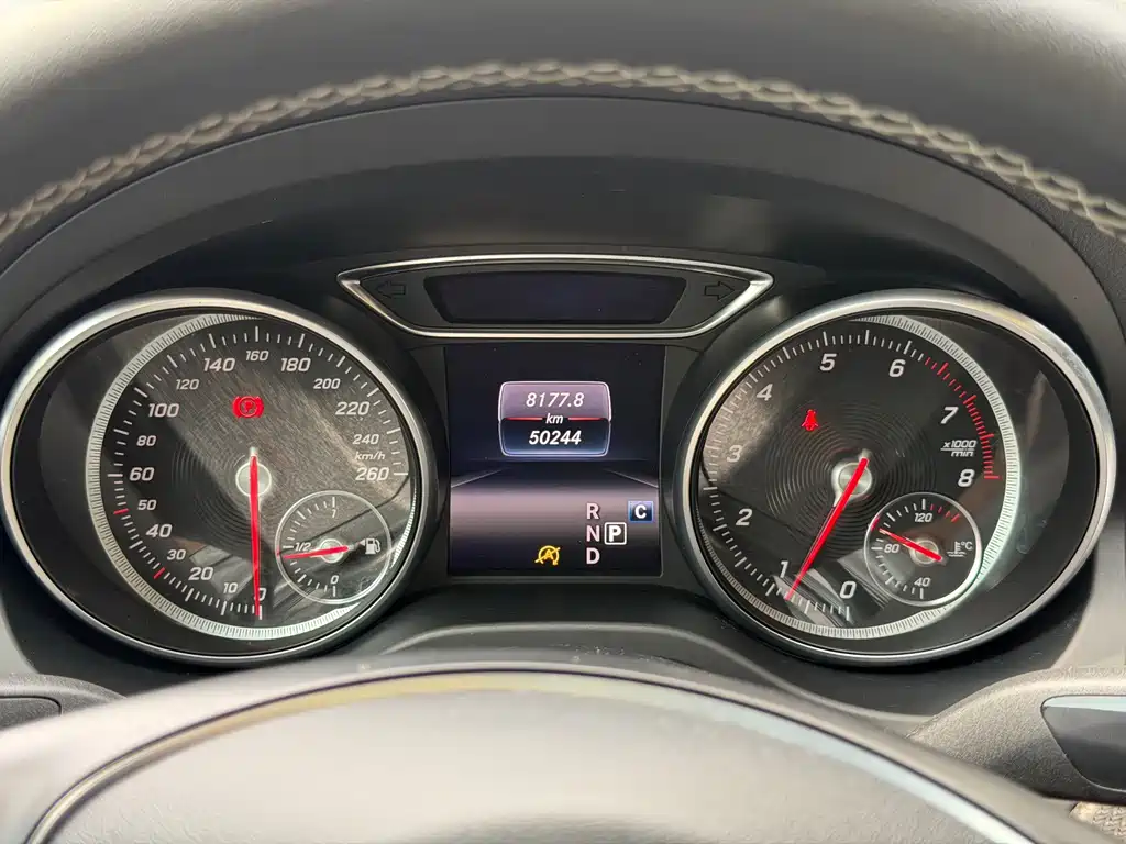 Mercedes-Benz GLA 2018 — фото 18