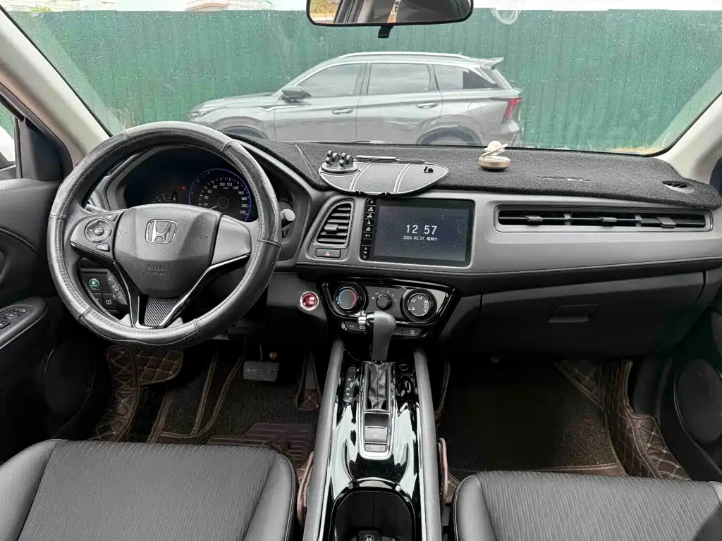 Honda Vezel 2021 — фото 10