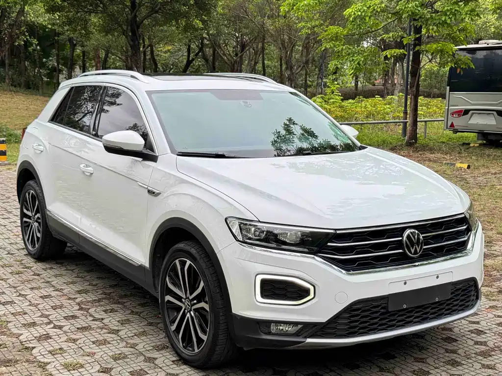 Volkswagen T-Roc 2022 — фото 8