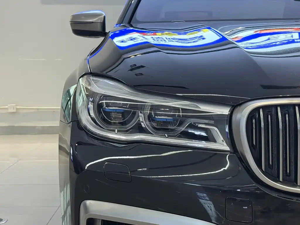 BMW 7 Series 2017 — фото 4