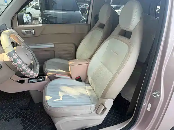 Geely Galaxy Panda 2023