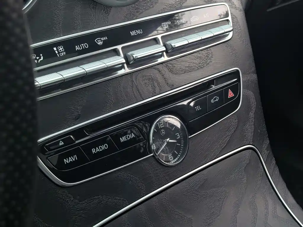 Mercedes-Benz C-Class 2016 — фото 21