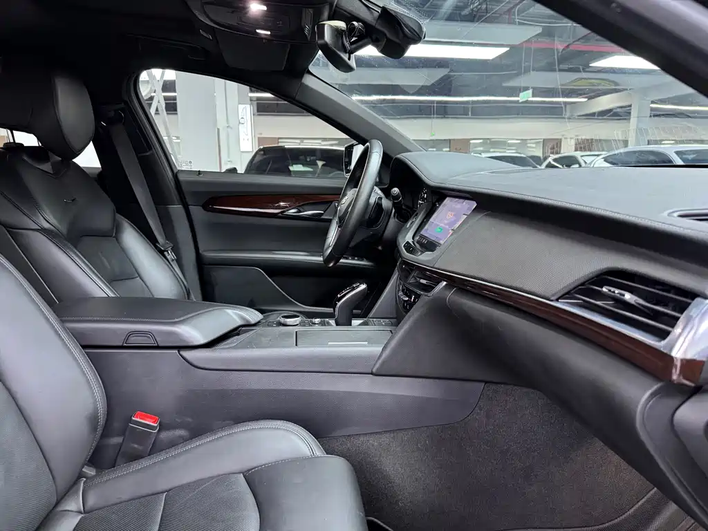 Cadillac CT6 2020 — фото 20