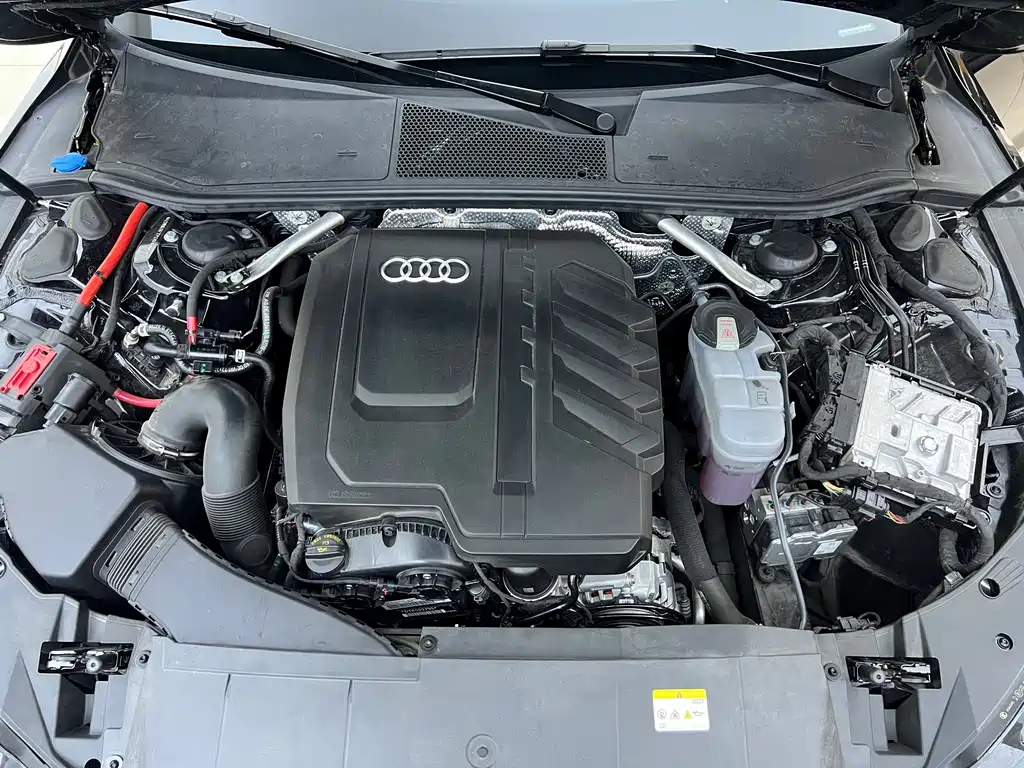 Audi A7L 2025 — фото 18