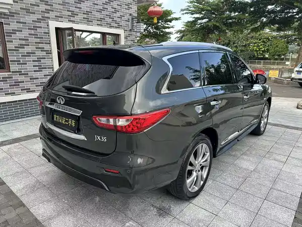 Infiniti JX 2014