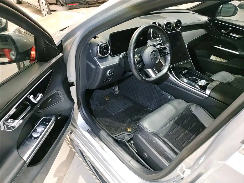 Mercedes-Benz C-Class 2022 — фото 16