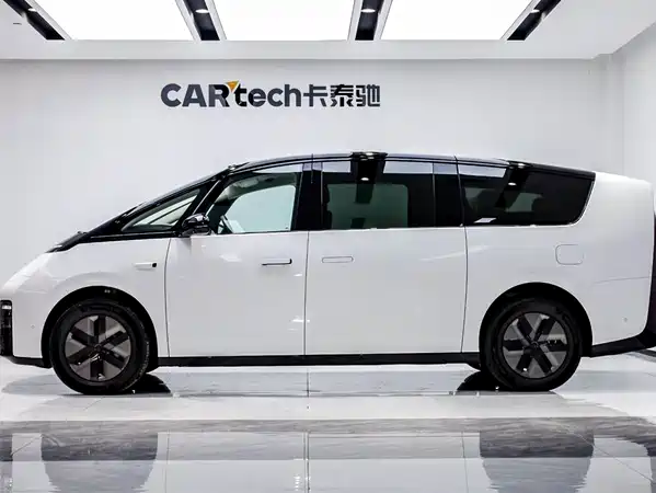 Li Auto MEGA 2025