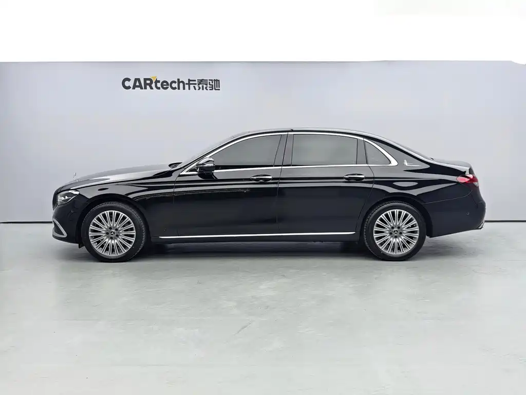 Mercedes-Benz E-Class 2023 — фото 2
