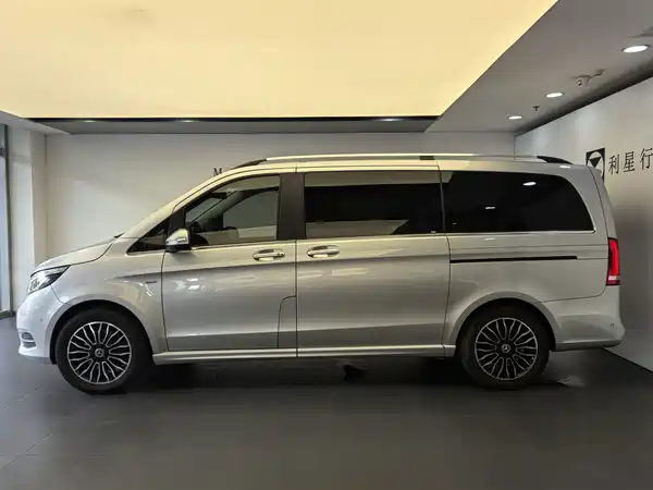 Mercedes-Benz V-Class 2020