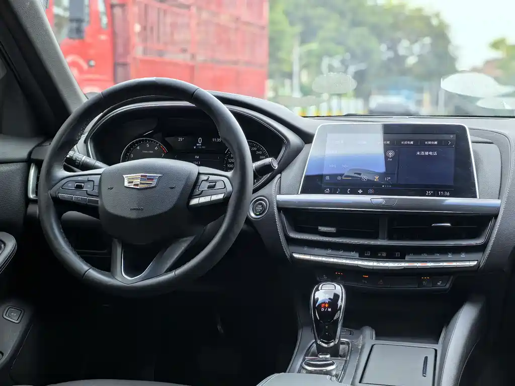 Cadillac CT5 2022 — фото 10