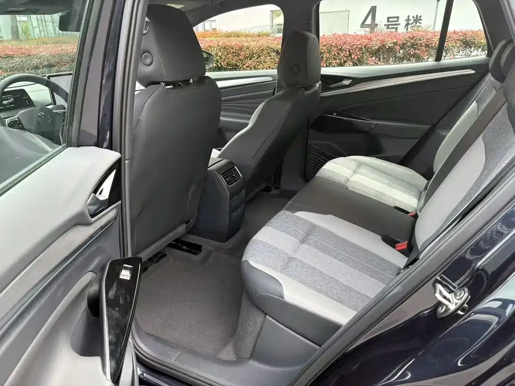 Volkswagen ID.4 Crozz 2025
