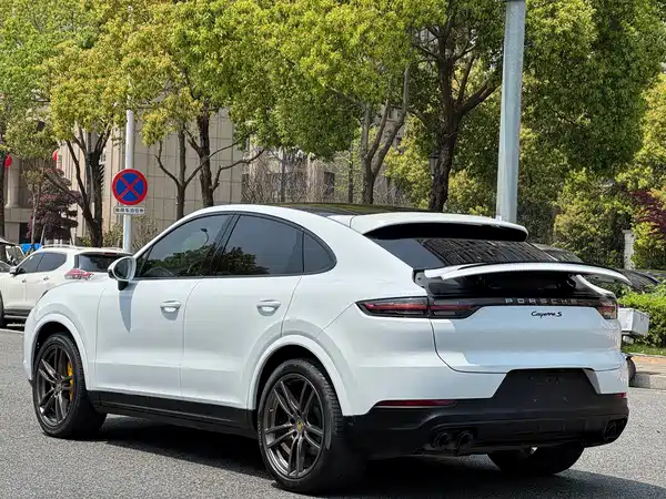 Porsche Cayenne 2019