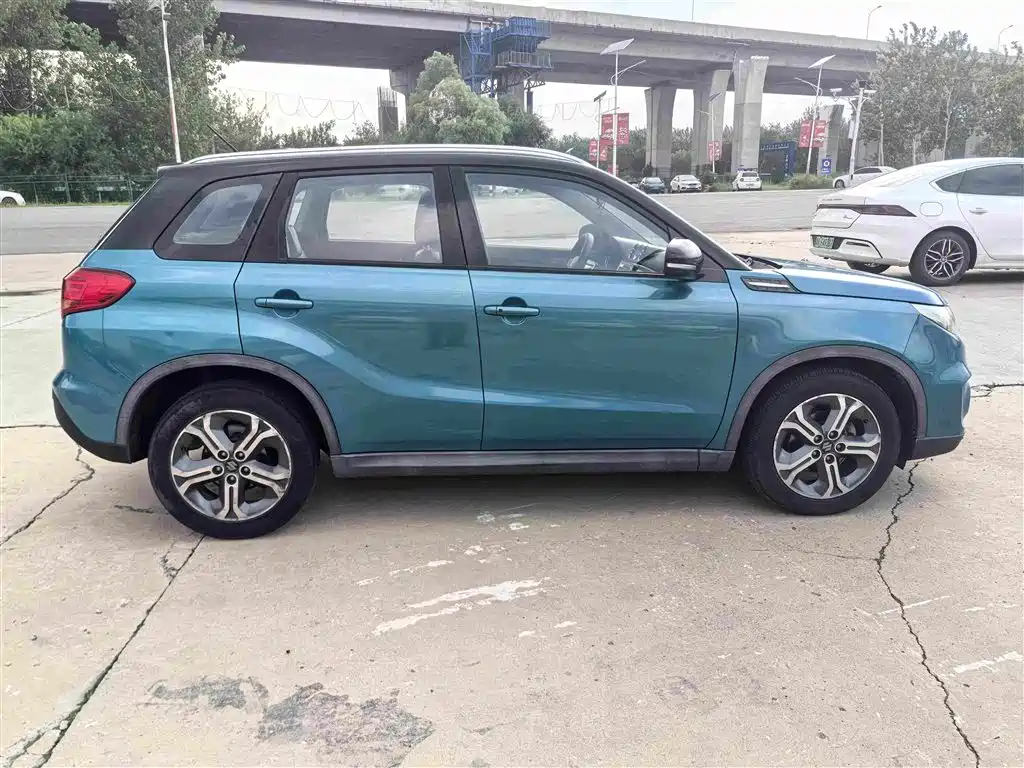 Suzuki Vitara 2016 — фото 13