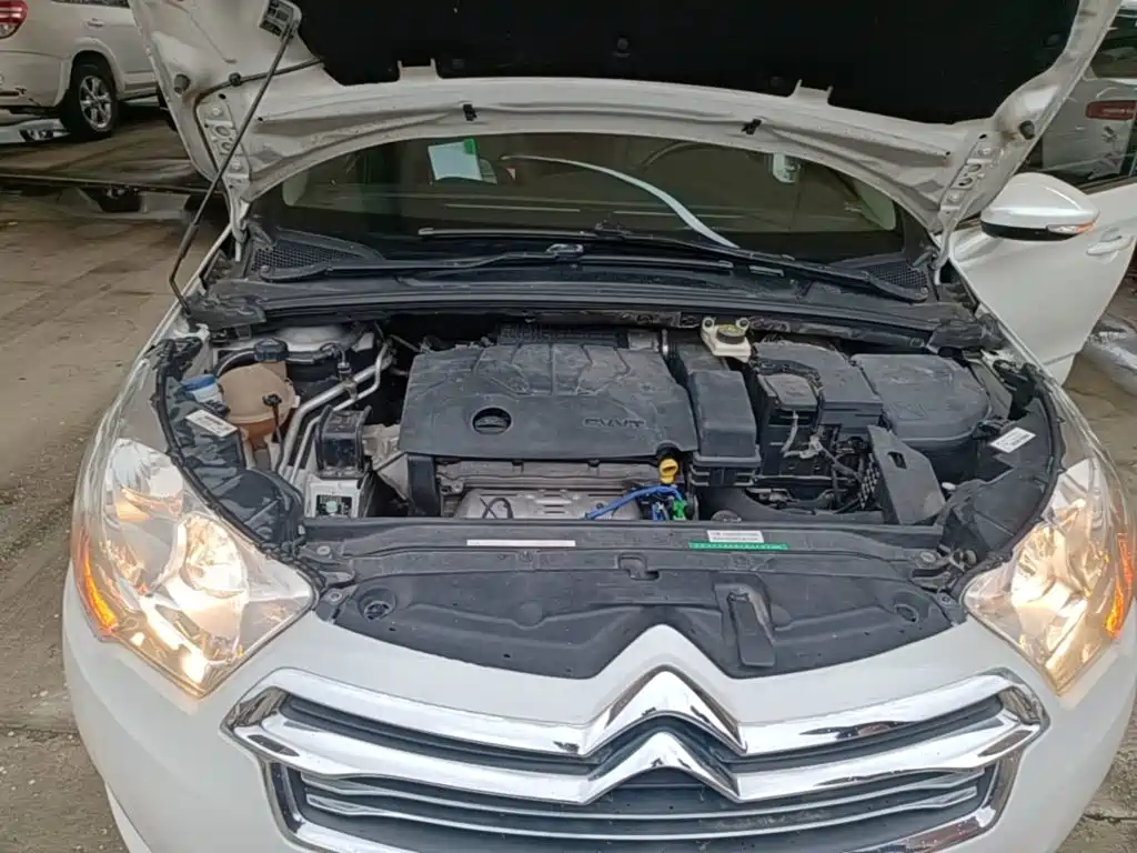 Citroën C4L 2015 — фото 20
