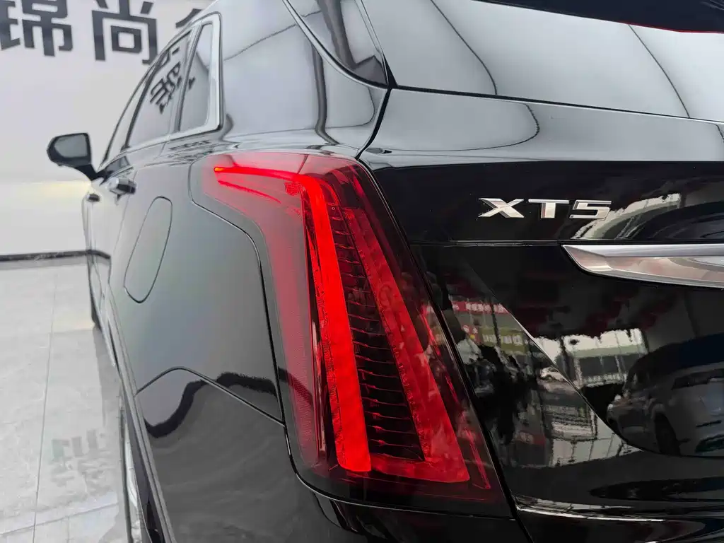 Cadillac XT5 2023 — фото 28