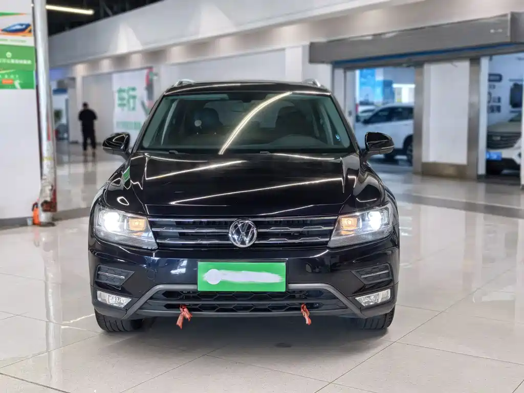 Volkswagen Tiguan L 2021 — фото 2