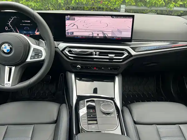 BMW M240i 2023