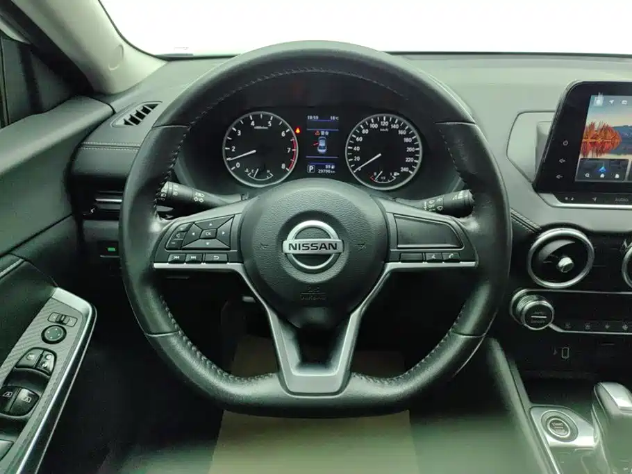 Nissan Sylphy 2023 — фото 15