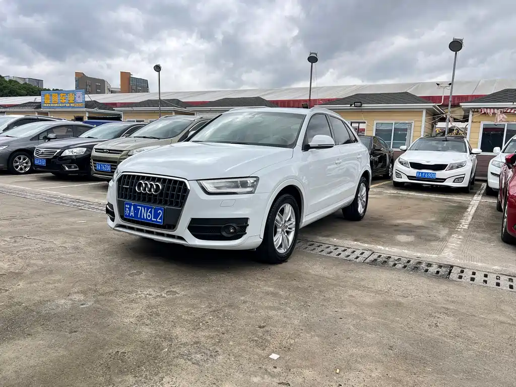 Audi Q3 2015