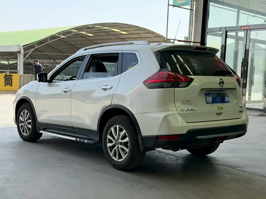Nissan X-Trail 2019 — фото 4