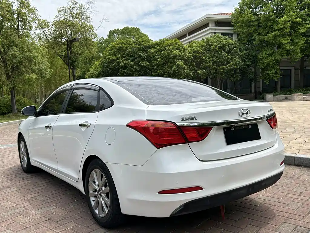 Hyundai Mistra 2014 — фото 6