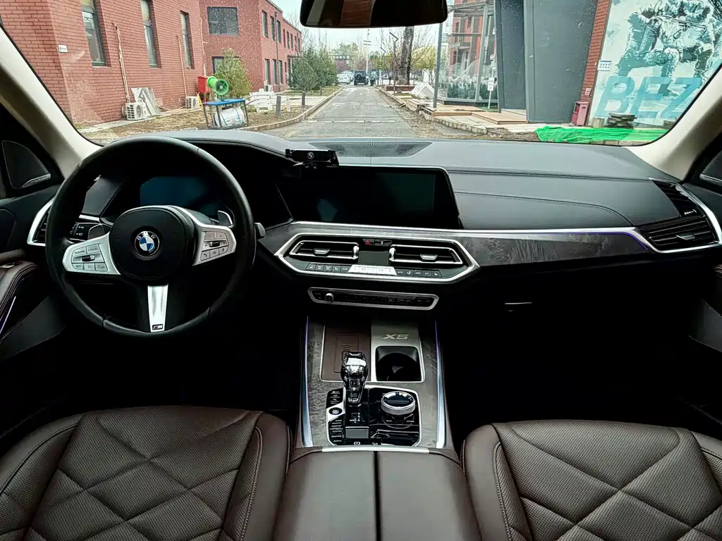 BMW X5 2023 — фото 11